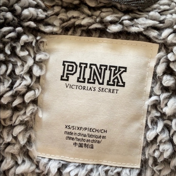 Victoria’s Secret - Sherpa Cardigan in Clay Gray - Picture 2 of 6